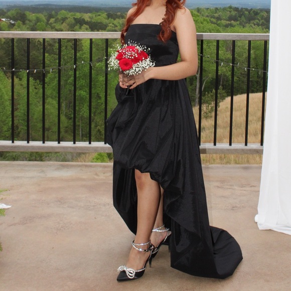 Windsor High Low Formal Dress - Picture 6 of 7